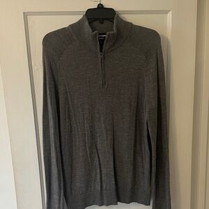 Express Men's Gray Quarter-Zip Mock Neck Sweater